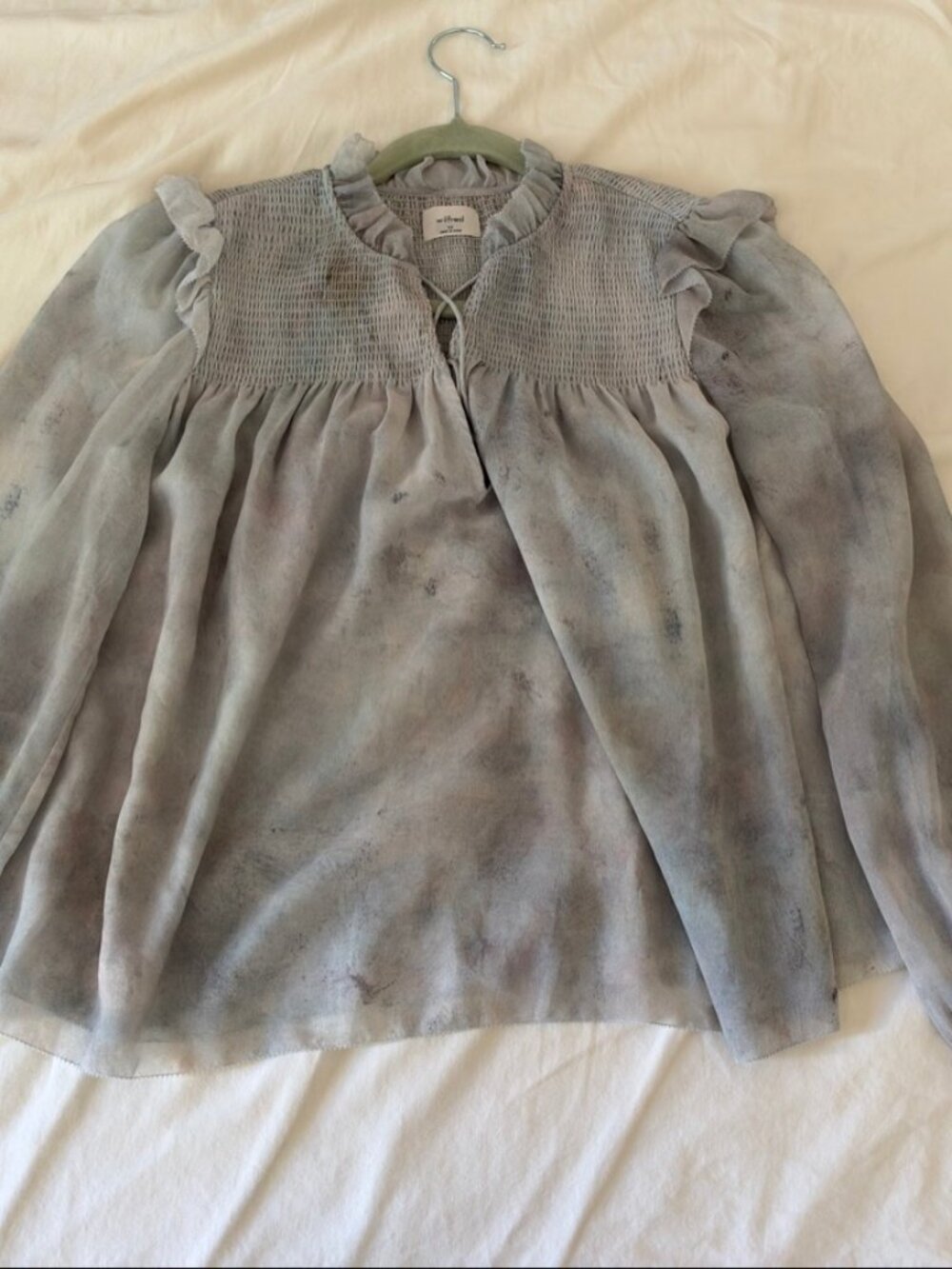 Wilfred Aritzia Smocked Blouse | Grey Watercolor Floral | Tie Neck | XS
